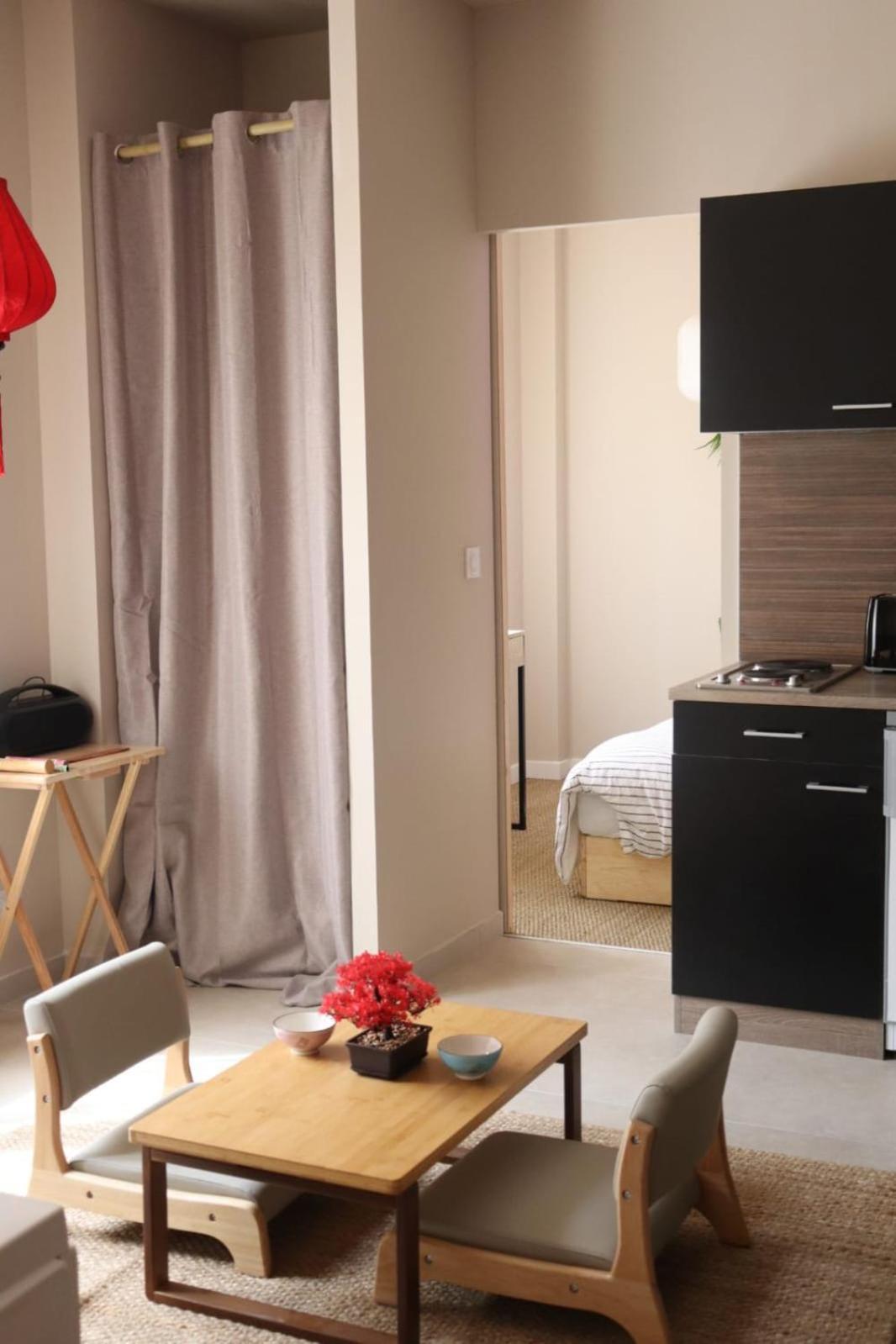 Loveroom Japon Avec Balneotherapie تولون المظهر الخارجي الصورة